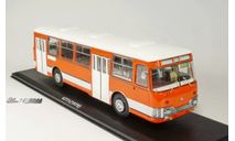 ЛиАЗ 677Э Экспортный красный-белый 2017 Classicbus 1:43 04018D, масштабная модель, scale43