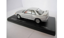 1:43 NISSAN Skyline GT-R (BNR32) V-speck II, (Spark Silver Metallic)  , С РУБЛЯ!, масштабная модель, Kyosho, scale43