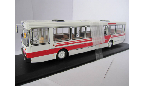 1:43 ЛиАЗ 5256 Classicbus С РУБЛЯ!, масштабная модель, scale43