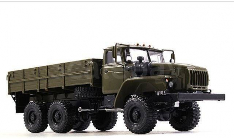 УРАЛ-43202-31 длинный нос (двигатель ЯМЗ-238 ), хаки, масштабная модель, НАШИ ГРУЗОВИКИ, scale43