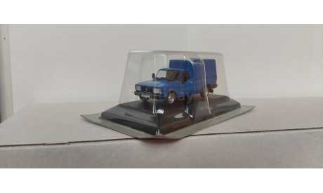 Иж 27175, масштабная модель, Автолегенды СССР журнал от DeAgostini, scale43