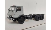 УЦЕНКА!!! Шасси с кабиной КамАЗ-53213, серая кабина, длинный задний свес, масштабная модель, Автоистория (АИСТ), scale43