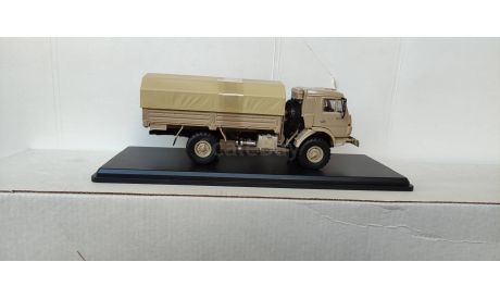 SSM в боксе КАМАЗ-43502 4х4 Мустанг, песочный, масштабная модель, Start Scale Models (SSM), scale43