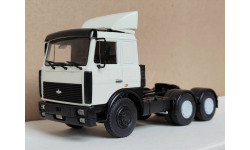 МАЗ-6422 поздний, белая кабина