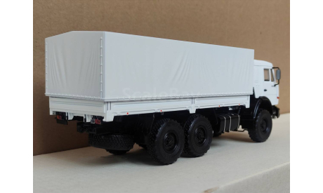 КамАЗ 43118 с тентом, белый, дорестайлинг, масштабная модель, Автоистория (АИСТ), scale43