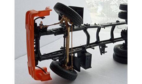 поворотный мост КАМАЗ 65115, сборная модель автомобиля, scale35