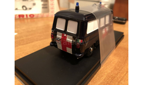 Fiat 238 ambulanza carabinieri Rome (Рим) 1-43 (лот в мск), масштабная модель, 1:43, 1/43, RIO
