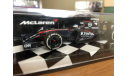 Minichamps F1 McLaren 2015 Alonso British GP (лот в мск), масштабная модель, scale43