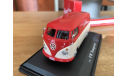 Volkswagen Bulli T1 Transporter (Cargo Van 1962) красно-белый Coca Cola Motor City 1-43 (лот в мск), масштабная модель, 1:43, 1/43, Motor City Classics