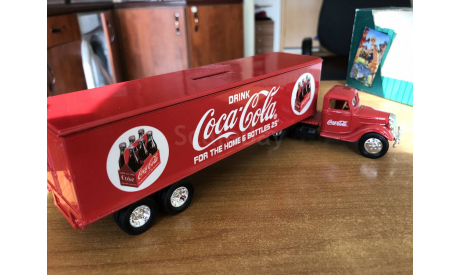 Delivery Cab and trailer bank красный 1937 Coca Cola ERTL 1-43 (лот в мск), масштабная модель, scale43, ERTL (Auto World)