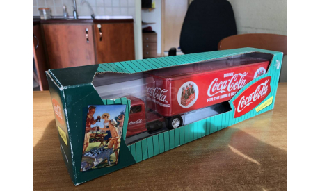 Delivery Cab and trailer bank красный 1937 Coca Cola ERTL 1-43 (лот в мск), масштабная модель, scale43, ERTL (Auto World)