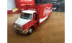Johnny Lightning International 4200 Coca Cola truck 1-43 (лот в мск)