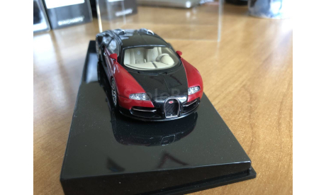 Bugatti Veyron black red Autoart 50901 1-43 (лот в мск), масштабная модель, scale43