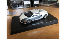 Bugatti Veyron pearl ice blue Autoart 50908 1-43 (лот в мск)