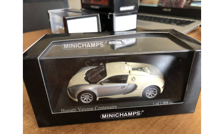 Bugatti Veyron Centennaire chrome beige Minichamps 1-43 (лот в мск), масштабная модель, scale43