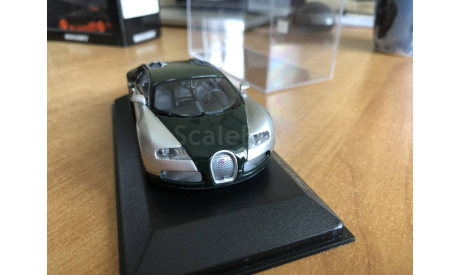 Bugatti Veyron Centennaire chrome green Minichamps 1-43 (лот в мск), масштабная модель, scale43