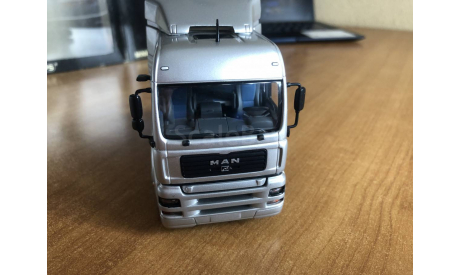 MAN TGA 2000 silver Minichamps 1-43 (лот в мск), масштабная модель, scale43