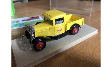 Eligor Ford Pickup V8 1933 CocaCola 1-43 (лот в мск), масштабная модель, scale43