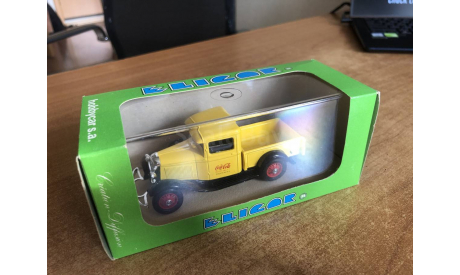 Eligor Ford Pickup V8 1933 CocaCola 1-43 (лот в мск), масштабная модель, scale43