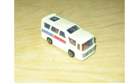 MINIBUS *AIRPORT* Majorette 1/87 made in France, редкая масштабная модель, Majorette made in France, scale87