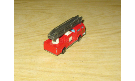POMPIER TRUCK Majorette 1/100 made in France, редкая масштабная модель, Majorette made in France, scale100