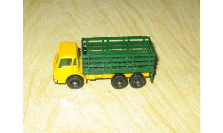 DODGE STAKE TRUCK *Matchbox* series 1/87, редкая масштабная модель, Matchbox made in England, scale87