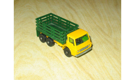 DODGE STAKE TRUCK *Matchbox* series 1/87, редкая масштабная модель, Matchbox made in England, scale87
