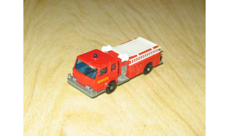 FIRE PUMPER TRUCK *Matchbox* series SUPERFAST 1/87, редкая масштабная модель, Matchbox made in England, scale87