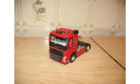 VOLVO FH4 500 (Red) Eligor 1/43, масштабная модель, 1:43