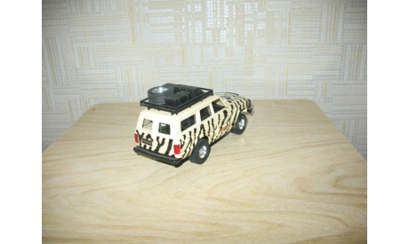 TOYOTA LAND CRUISER 80 *SAFARI* Масштабная модель 1/40, масштабная модель, DIAPET JAPAN, scale43