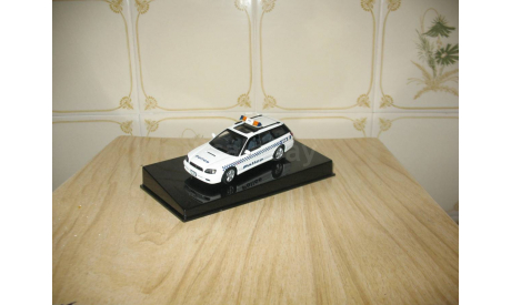 SUBARU LEGACY GTB *99 (Australian POLICE 2000) Масштабная модель 1/43, масштабная модель, Autoart, scale43