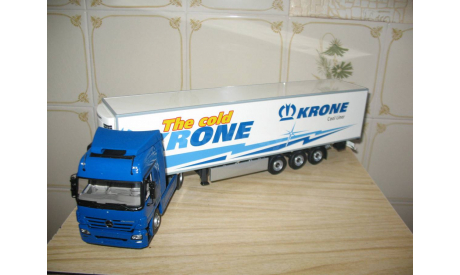 Mercedes-Benz 1844 Actros MP2 *KRONE* АВТОПОЕЗД Масштабная модель 1/43, масштабная модель, Minichamps, scale43