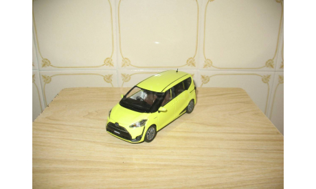 TOYOTA SIENTA Масштабная модель 1/30, масштабная модель, OFFICIAL LICENSED PRODUCT, scale30