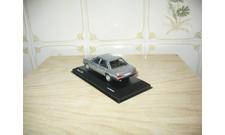 AUDI 100 C2 5Е 1979 (Diamantsilber metallic) Масштабная модель 1/43, масштабная модель, Minichamps, scale43