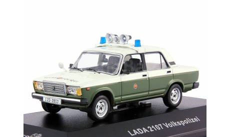 ВАЗ-2107 (1200) LADA Volkspolizei CCC060 CARS & CO, масштабная модель, scale43, IST Models