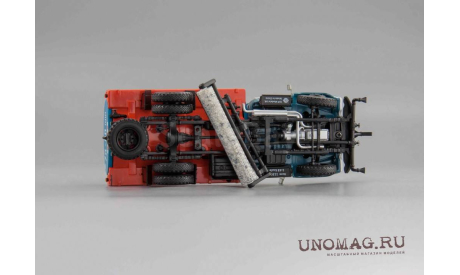 ПМ-130 Поливомоечный Ленинград 1976 г  DIP Models, масштабная модель, ЗИЛ, 1:43, 1/43
