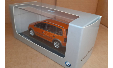 1:43 VW Touran Cross (2007), масштабная модель, Volkswagen, Minichamps, 1/43