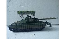 Модель 1/35 Танка Т-62МВ с тралом КМТ-8, масштабные модели бронетехники, scale35