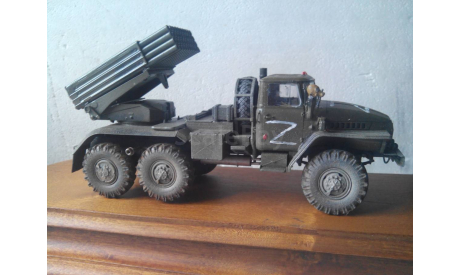 Модель 1/35 РСЗО БM-21’ Град’ 2Б5, масштабная модель, 1:35