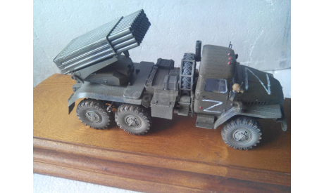 Модель 1/35 РСЗО БM-21’ Град’ 2Б5, масштабная модель, 1:35