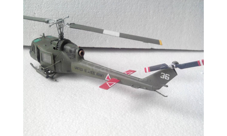 Модель 1/48 вертолета UH-1C Huey, масштабные модели авиации, scale48