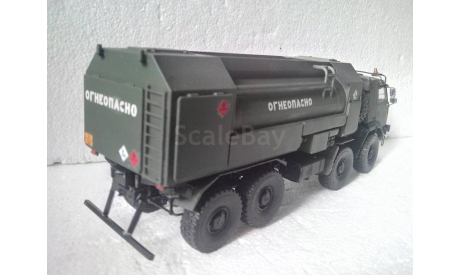 Модель 1/35 автотопливозапрвщик  АТЗ-12-10-63501, редкая масштабная модель, scale35