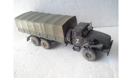 Модель 1/35 Урал-4320-0911-30 (длиннобазный), масштабная модель, scale35, КамАЗ