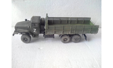 Модель 1/35 Урал-4320-0911-30 (длиннобазный), масштабная модель, scale35, КамАЗ