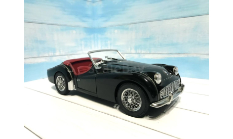 Модель Triumph TR3 1/18 Kyosho, масштабная модель, scale18