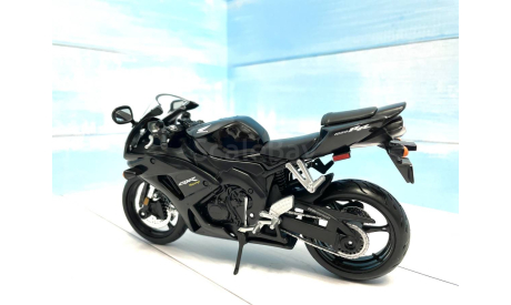 Мотоцикл Honda CBR 1000 RR black 1:12, масштабная модель мотоцикла, Maisto, scale12