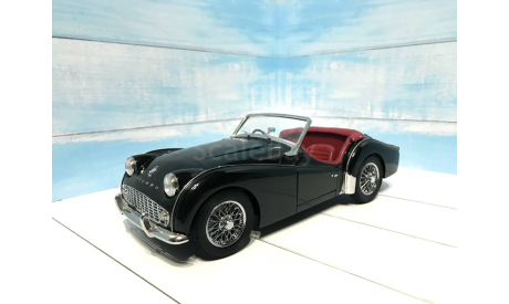 Модель Triumph TR3 1/18 Kyosho, масштабная модель, scale18