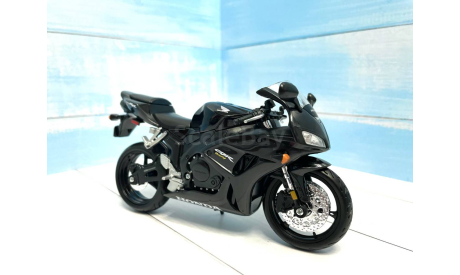 Мотоцикл Honda CBR 1000 RR black 1:12, масштабная модель мотоцикла, Maisto, scale12