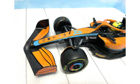 McLaren Mercedes Formula 1 2022 1/12 на пульте R/C, масштабная модель, scale12