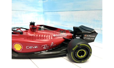 Ferrari Formula 1 F1-75 2022 1/12 на пульте R/C, масштабная модель, scale12